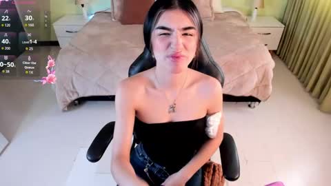 Snapshot of celeste_rous__ chatting on 05-07-26, 12:54 Celeste online show from 05-07-26, 12:54