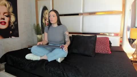 celeste_starsss online show from 07-13-26, 09:17
