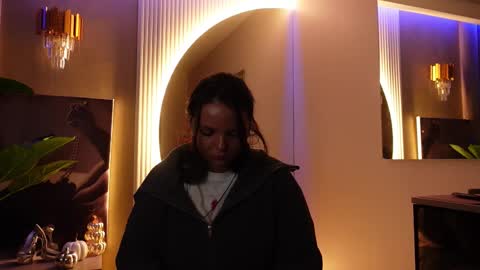 CelesteBailey online show from 11-08-25, 04:45