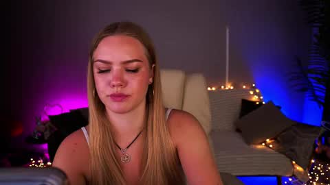 Snapshot of celestenoirr chatting on 05-28-26, 01:30 celestenoirr online show from 05-28-26, 01:30