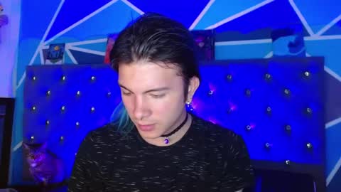 I am Valentinn online show from 11-13-25, 07:13