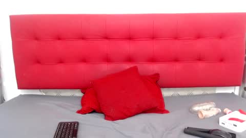 Snapshot of celestial_queen_ chatting on 02-07-25, 02:37 Celestial online show from 02-07-25, 02:37