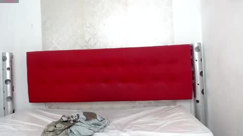 Snapshot of celestial_queen_ chatting on 02-21-25, 12:17 Celestial online show from 02-21-25, 12:17