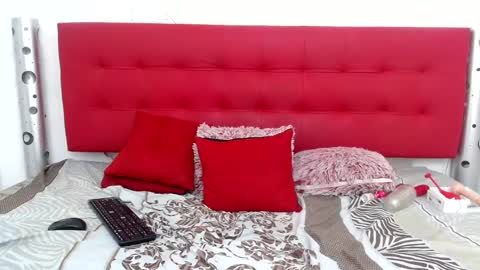 Snapshot of celestial_queen_ chatting on 03-07-25, 06:22 Celestial online show from 03-07-25, 06:22