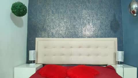 Snapshot of celestial_queen_ chatting on 11-29-25, 12:52 Celestial online show from 11-29-25, 12:52