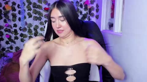 Celestineeeeee online show from 12-11-24, 12:23