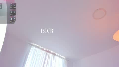 Snapshot of celia_dubois chatting on 02-22-25, 08:42 Ari online show from 02-22-25, 08:42