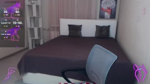 Celine online show from 02-10-25, 01:22