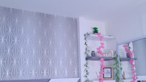 Snapshot of celine_lee chatting on 11-11-25, 02:39 Celine online show from 11-11-25, 02:39