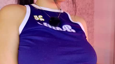 Snapshot of celine_lee chatting on 12-15-25, 06:17 Celine online show from 12-15-25, 06:17