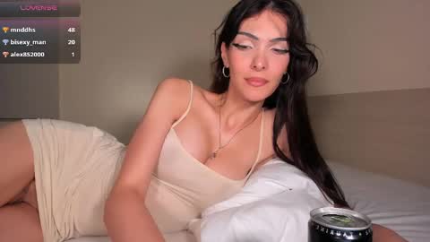 Ji-yoon online show from 04-11-26, 05:06