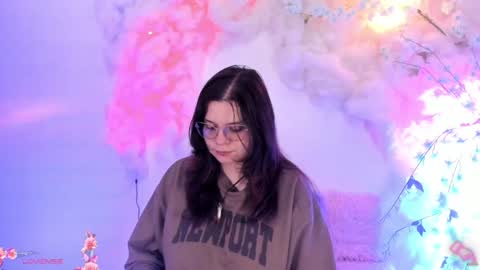 Snapshot of centaurigirls chatting on 01-26-25, 08:13 Hello guys my name is Sofi and Lizzie and Vanessa online show from 01-26-25, 08:13