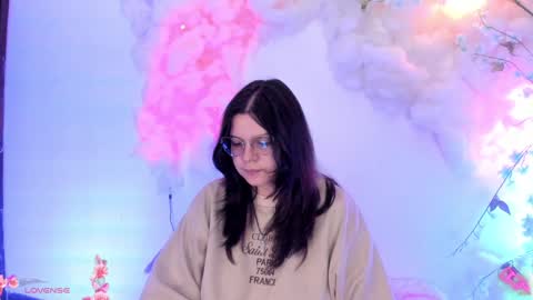 Snapshot of centaurigirls chatting on 01-27-25, 11:43 Hello guys my name is Sofi and Lizzie and Vanessa online show from 01-27-25, 11:43