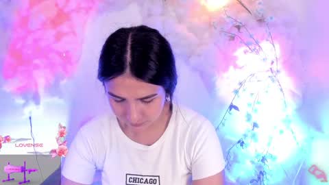 Snapshot of centaurigirls chatting on 01-30-25, 01:53 Hello guys my name is Sofi and Lizzie and Vanessa online show from 01-30-25, 01:53