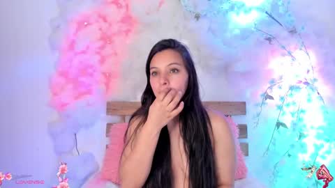 Snapshot of centaurigirls chatting on 02-12-25, 08:18 Hello guys my name is Sofi and Lizzie and Vanessa online show from 02-12-25, 08:18
