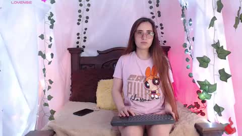 Snapshot of centaurigirls chatting on 02-24-25, 04:27 Hello guys my name is Sofi and Lizzie and Vanessa online show from 02-24-25, 04:27