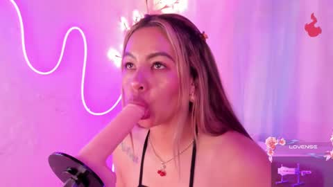Snapshot of centaurigirls chatting on 10-02-25, 02:29 Hello guys my name is Sofi and Lizzie and Vanessa online show from 10-02-25, 02:29