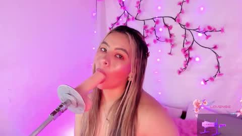 Snapshot of centaurigirls chatting on 10-18-25, 03:24 Hello guys my name is Sofi and Lizzie and Vanessa online show from 10-18-25, 03:24