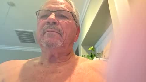 centerfielder online show from 04-20-26, 07:37