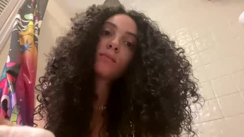 Snapshot of ceoglo chatting on 01-29-25, 12:43 ceoglo online show from 01-29-25, 12:43