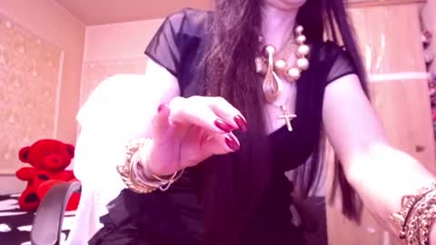 Snapshot of cerisedodd chatting on 06-21-26, 12:46 Cerise online show from 06-21-26, 12:46
