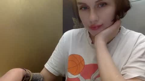 Eva online show from 04-19-26, 07:27