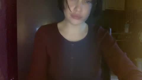 Snapshot of cerisedood82 chatting on 04-23-26, 07:38 Eva online show from 04-23-26, 07:38