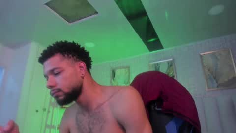 Snapshot of cero_khalifa chatting on 06-01-26, 01:40 cero khalifa online show from 06-01-26, 01:40