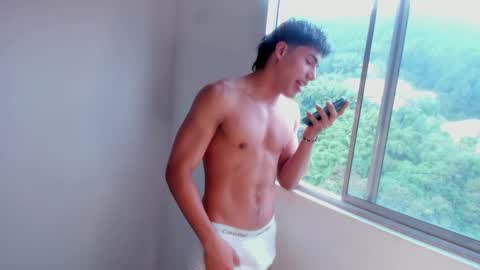 Snapshot of ceron_cb chatting on 01-12-26, 01:49 ceron cb online show from 01-12-26, 01:49