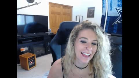 Marie online show from 01-09-25, 06:36