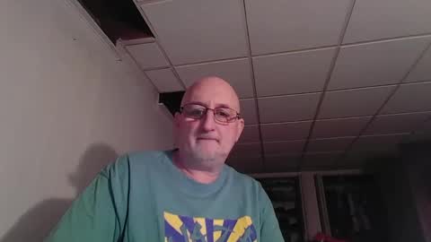 Snapshot of cfnm0968 chatting on 12-15-25, 11:20 cfnm0968 online show from 12-15-25, 11:20