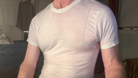 Snapshot of cfnmworkout1 chatting on 01-12-26, 12:16 cfnmworkout1 online show from 01-12-26, 12:16