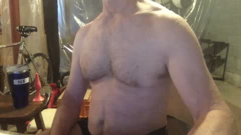 Snapshot of cfnmworkout1 chatting on 01-16-26, 06:56 cfnmworkout1 online show from 01-16-26, 06:56