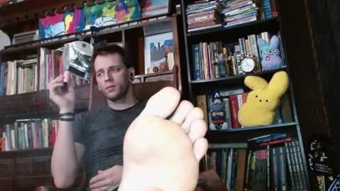 Snapshot of cguffey2284 chatting on 02-17-25, 04:20 cguffey2284 online show from 02-17-25, 04:20