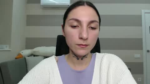 Snapshot of chabibiann chatting on 12-18-24, 02:06 Kate online show from 12-18-24, 02:06