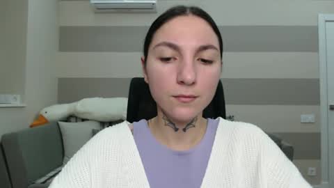 Snapshot of chabibiann chatting on 12-30-24, 06:20 Kate online show from 12-30-24, 06:20