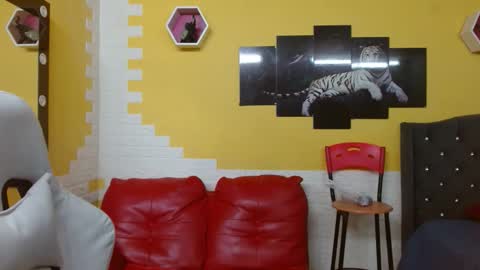 Snapshot of chacorta_ chatting on 05-13-26, 01:36 chacorta_ online show from 05-13-26, 01:36
