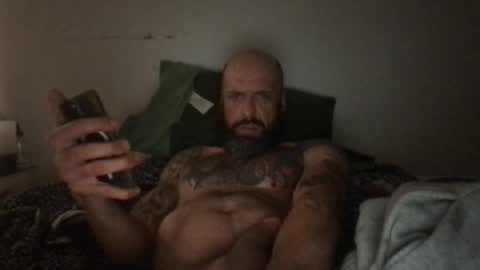 Snapshot of chadconnn chatting on 11-25-25, 03:56 Chadconnn online show from 11-25-25, 03:56