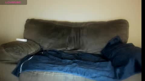 Lydong online show from 09-27-25, 03:22