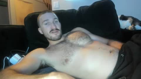 Snapshot of chadpowerz chatting on 06-28-26, 03:45 Lydong online show from 06-28-26, 03:45