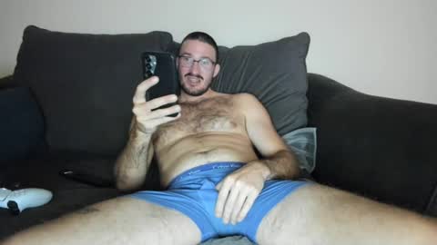 Snapshot of chadpowerz chatting on 07-01-26, 05:20 Lydong online show from 07-01-26, 05:20