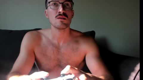 Snapshot of chadpowerz chatting on 07-03-26, 02:34 Lydong online show from 07-03-26, 02:34