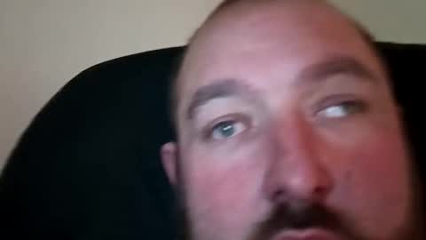 Snapshot of chadr1616 chatting on 10-24-25, 01:29 chadr1616 online show from 10-24-25, 01:29