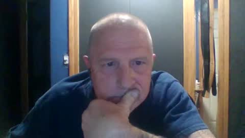 Snapshot of chadsters123 chatting on 05-20-26, 09:32 chadsters123 online show from 05-20-26, 09:32