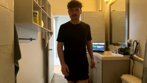 Snapshot of chadtitan chatting on 05-12-26, 02:14 ChadTitan online show from 05-12-26, 02:14