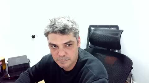 Snapshot of chadurmate chatting on 11-01-25, 08:33 chadurmate online show from 11-01-25, 08:33