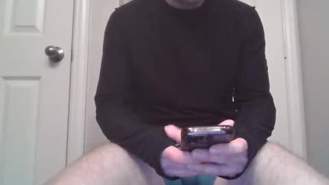 Snapshot of chadwhitex chatting on 10-08-25, 08:17 chadwhitex online show from 10-08-25, 08:17