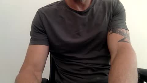 Snapshot of chagaschoo chatting on 03-27-26, 08:08 Chags online show from 03-27-26, 08:08