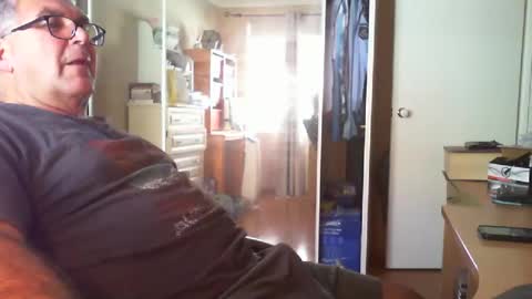 Chalky online show from 03-06-26, 06:32