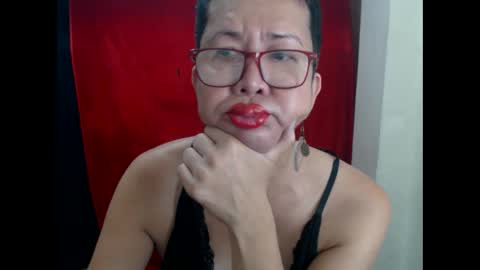 Snapshot of champaka123 chatting on 05-06-26, 02:08 champaka online show from 05-06-26, 02:08
